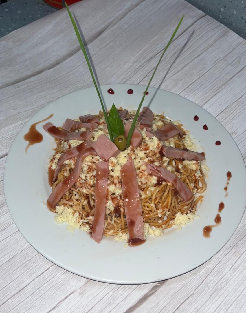 Espaguetis de jamón